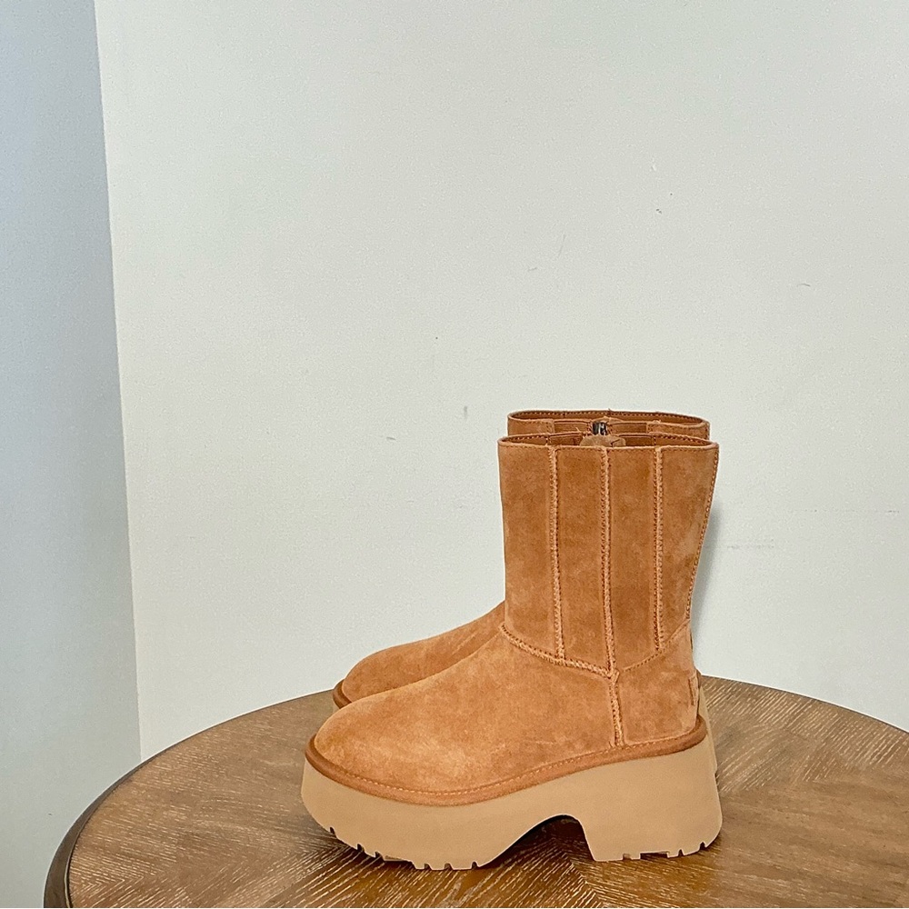 UGG Women's Classic Twin Seam New Heights Chestnut Suede Platform Boots US7/9/10 - Picture 6 of 8